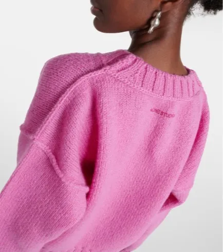 MaxMara Wool Street Style Long Sleeves Logo V-neck & Crew neck