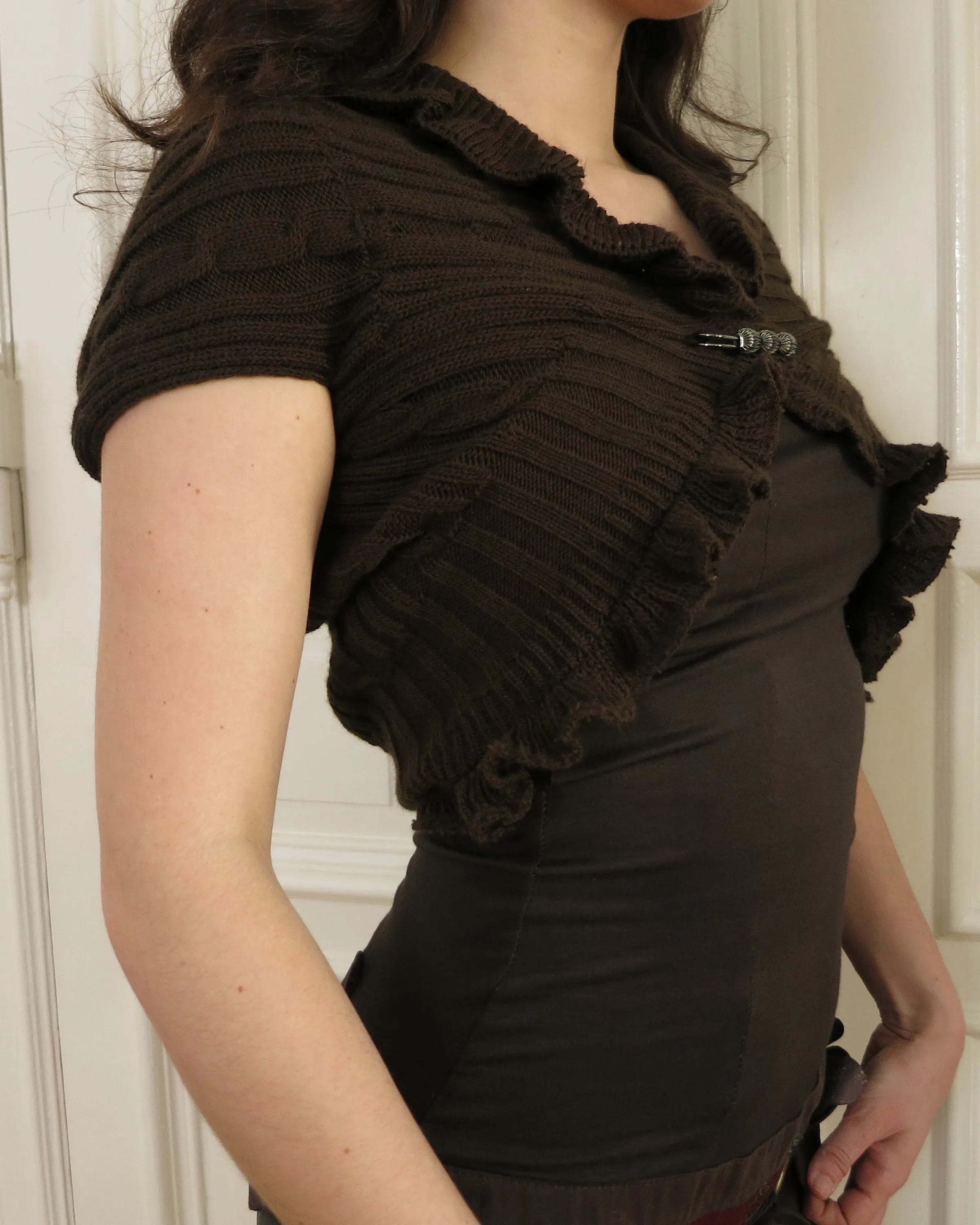       Brown bolero    