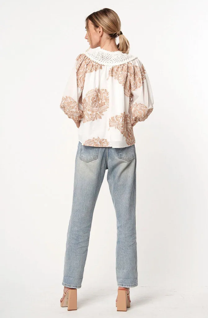 CIEBON Embroidered Top