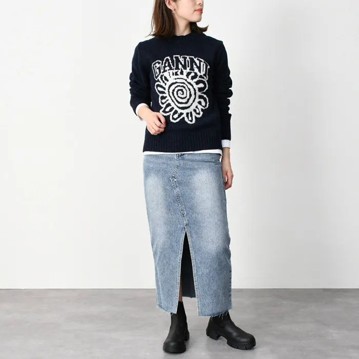 Casual Wool U-Neck Long Sleeves with Flower Patterns