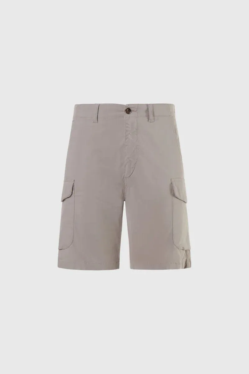 Gray men's cargo shorts