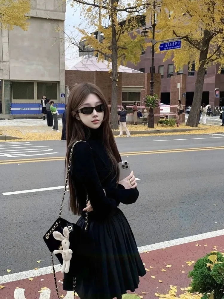 Hepburn style black A-line puffy dress for women 2023 autumn and winter high-end temperament slim slimming short skirt