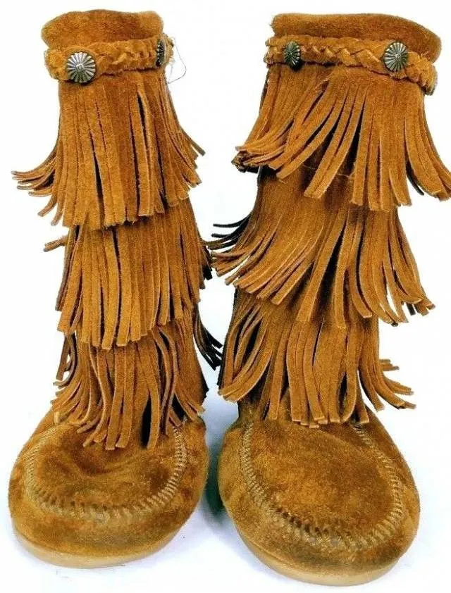 Minnetonka Women's 3 Layer Fringe Brown Suede Moccasin Boots Size 4