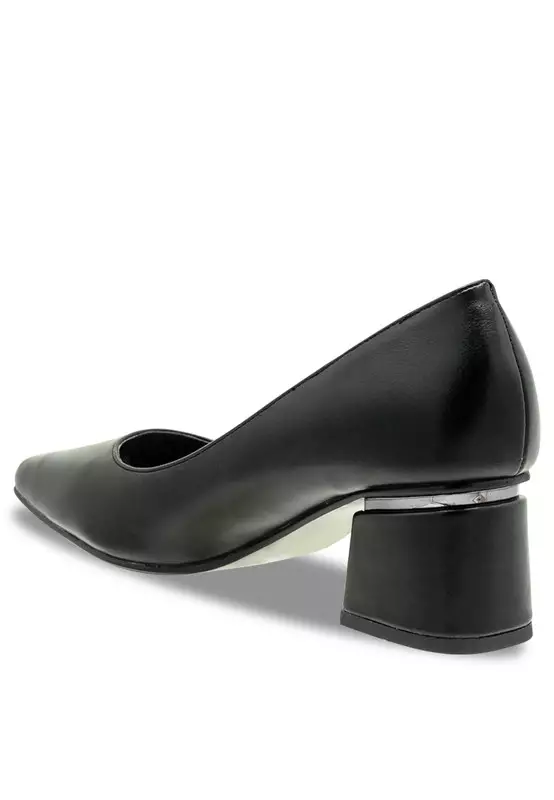 Round Toe Heels NOVENI