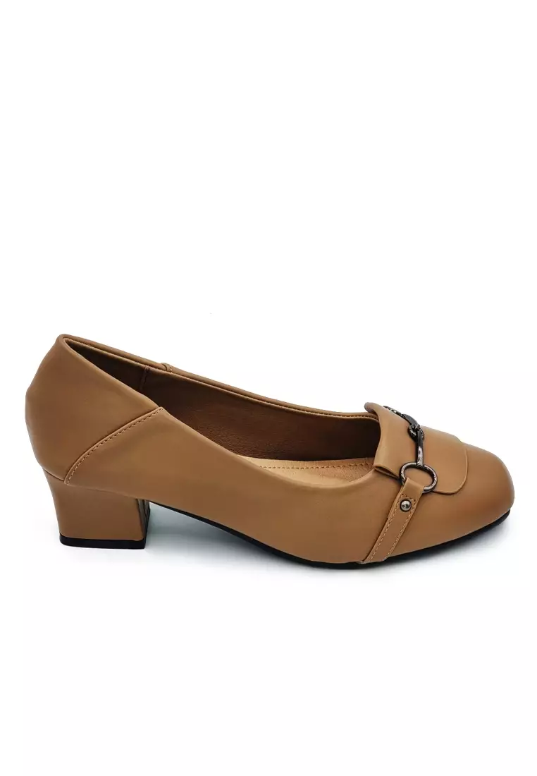 Round Toe Heels POLO HILL with Horsebit Decor