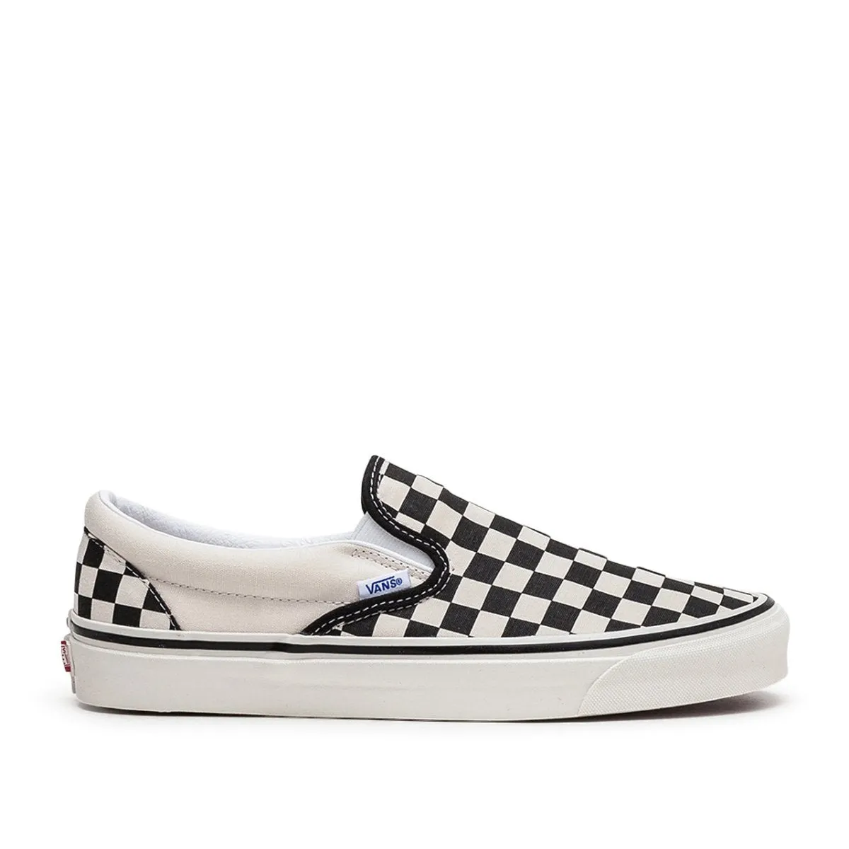 Vans Black / White UA Classic ComfyCush Slip-On