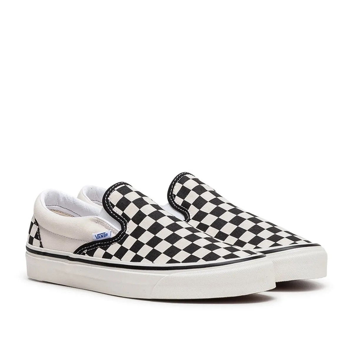 Vans Black / White UA Classic ComfyCush Slip-On